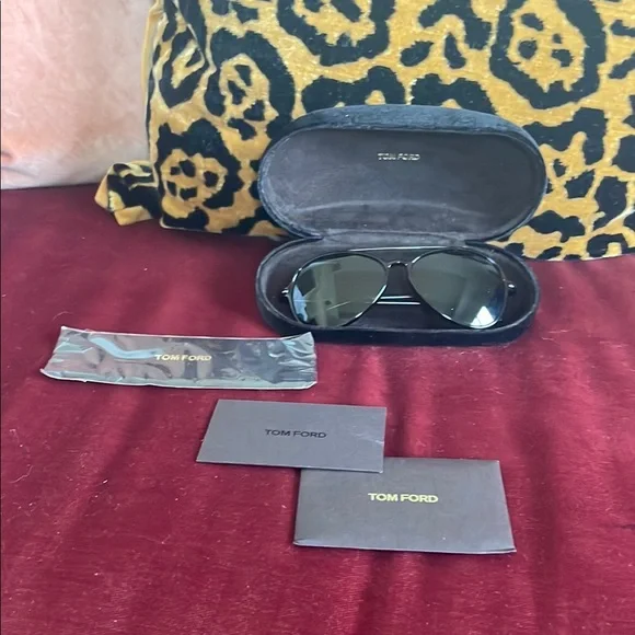 Tom Ford Black Sunglasses NWT and Case ICON GEOMETRIC SUNGLASSES | TOM FORD Fashion main image 3